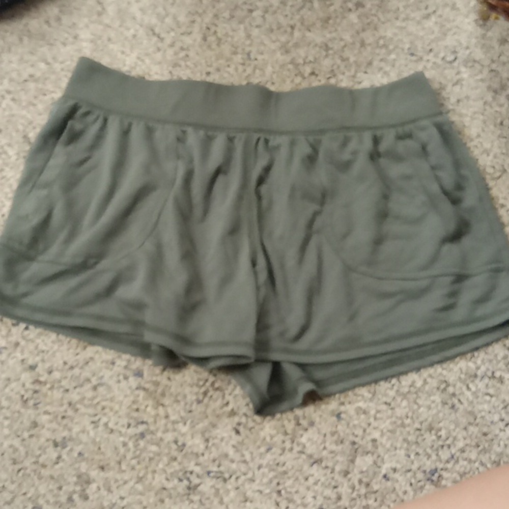 Athletic shorts